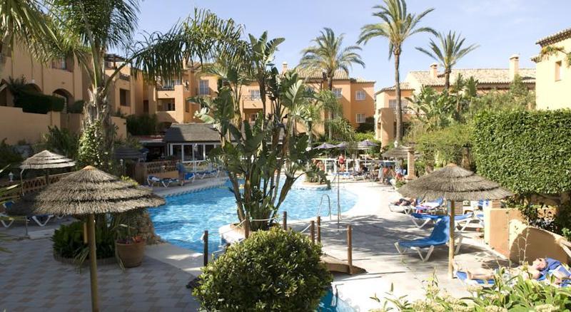 Aparthotel Mijas Costa Oasis By Grangefield Oasis Club à Sitio de Calahonda Extérieur photo