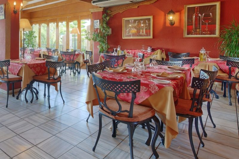 Aparthotel Mijas Costa Oasis By Grangefield Oasis Club à Sitio de Calahonda Extérieur photo