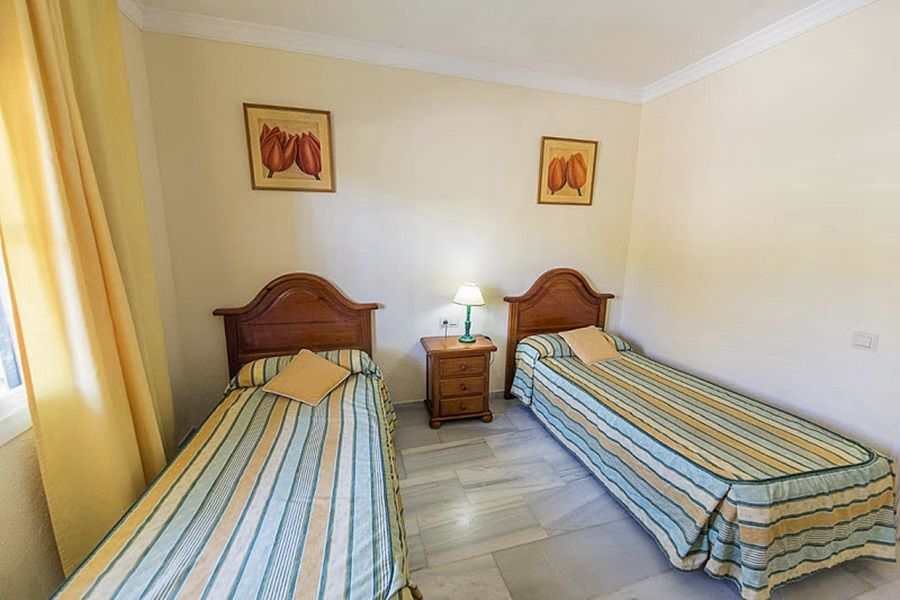 Aparthotel Mijas Costa Oasis By Grangefield Oasis Club à Sitio de Calahonda Extérieur photo